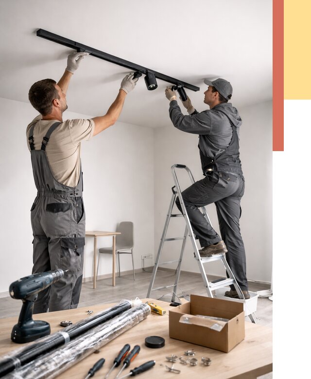 Установка трековых светильников в натяжной потолок в Липецке от 4365 руб. | ОТДЕЛОЧНИК-Лпц